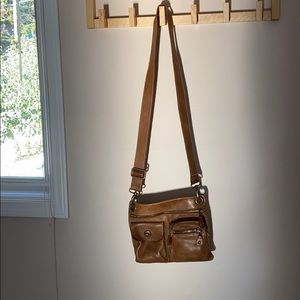Brown leather Roots purse